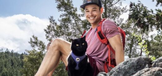 アウトドアライフを楽しむJJ兄さんとサイモン君