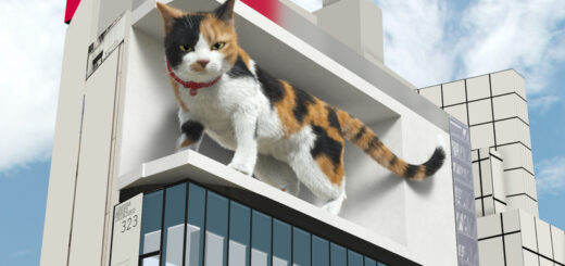 クロス新宿ビジョンの巨大猫