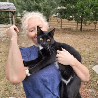 悲しみを癒してくれたご近所にゃんこのフランク君