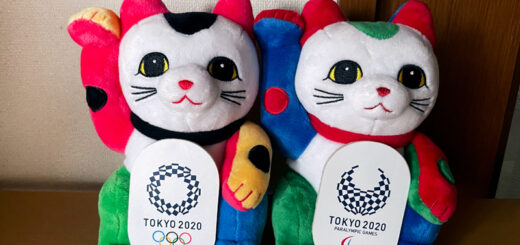 招き猫ぬいぐるみ　東京2020オリンピックエンブレム